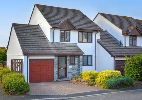 Pendragon is a spacious holiday home ideal for families wanting to enjoy Padstow & the surrounding area