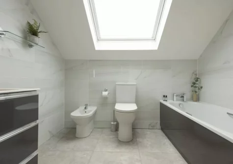 Bedroom #4 en-suite bathroom at Pentire Beach House, Newquay