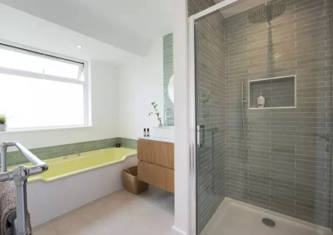 The bathroom at Pentire Beach House, Newquay
