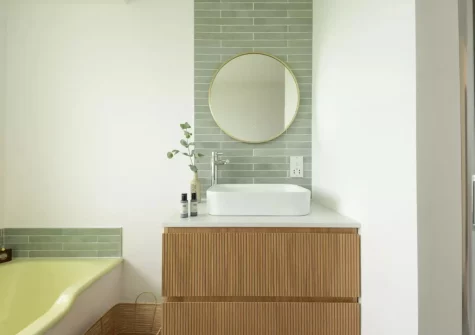 The bathroom at Pentire Beach House, Newquay