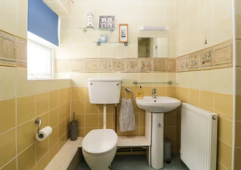 The shower room at Pier View, Paignton