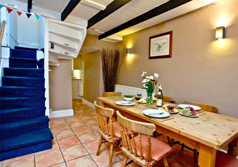The dining area at Pilgrims Cottage, Brixham