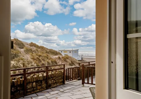 The patio & outdoor sitting area at Pippacott, Croyde Bay