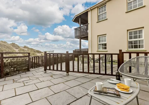 The patio & outdoor sitting area at Pippacott, Croyde Bay
