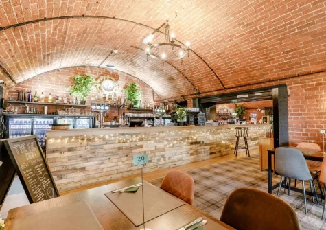 Shared on-site facilities when you stay at Plymouth Sound View include a resturant & bar