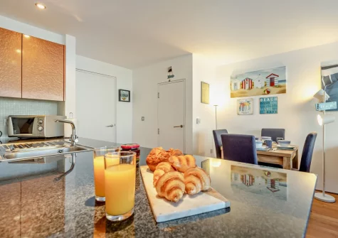 The kitchen & dining area at Point Break, Westward Ho!