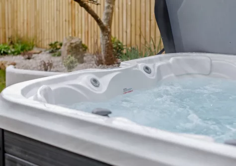The hot tub at Polhendra, Darite