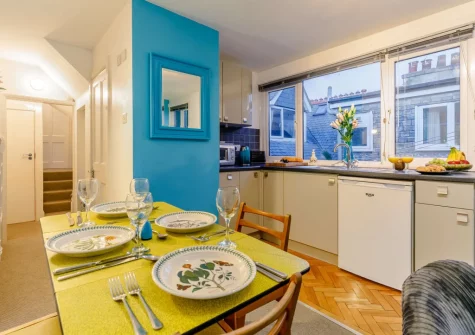 The kitchen & dining area at Polly's Place, St Ives