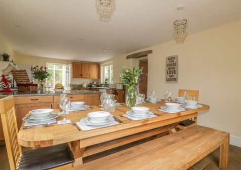 The dining area at Polstein, Threemilestone