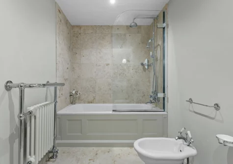 Bedroom #1 en-suite at Poplar Cottage, Budleigh Salterton