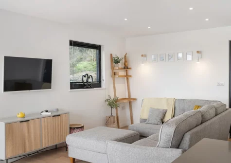 The living area at Poppyfields at Tremorvu Lodges, Ashton