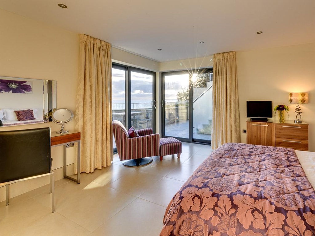 Porthleven Glass House, Porthleven Holiday homes in Helston