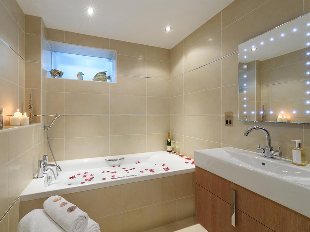 Porthleven Glass House, Porthleven Holiday homes in Helston