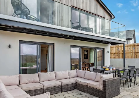 The patio, outdoor sitting & alfresco dining area at Portside, Polruan
