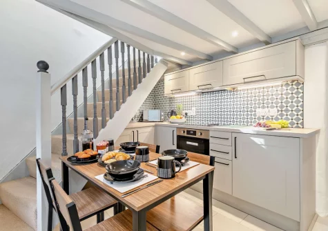 The kitchen & dining area at Primrose Cottage, Camelford
