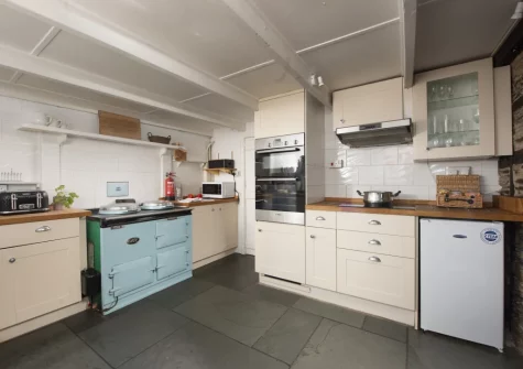 The kitchen at Primrose Cottage, Treyarnon
