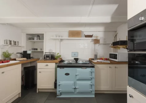 The kitchen at Primrose Cottage, Treyarnon