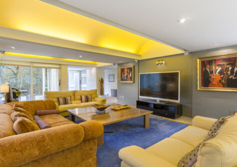 The living room at Puggiestone House, Chagford