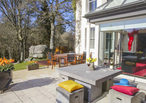 The patio at Puggiestone House, Chagford