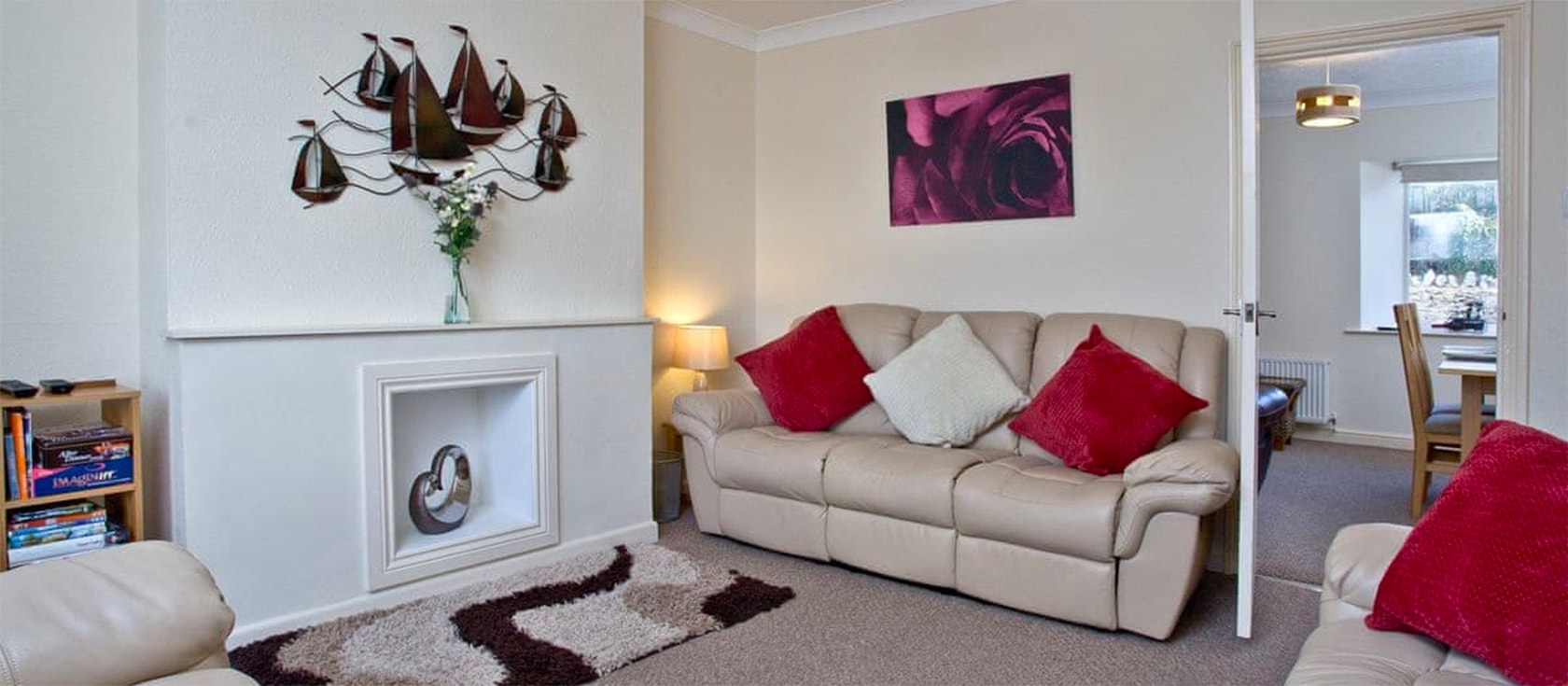 Quayside View is a spacious three bedroom house to sleep six, overlooking Brixham Harbour. The house is well presented and family friendly. It is just a five minute walk from the harbour and has superb sea and harbour views.