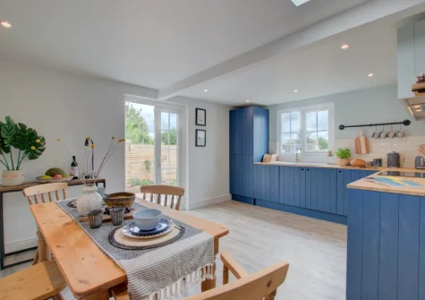 The kitchen & dining area at Radfords Cottage, Egloshayle
