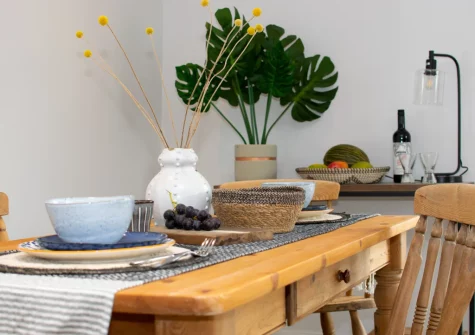 The dining area at Radfords Cottage, Egloshayle