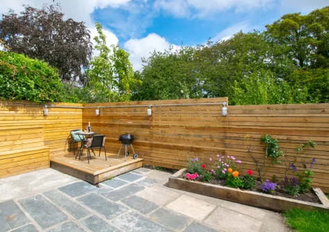 The patio, barbecue & alfresco dining area at Radfords Cottage, Egloshayle