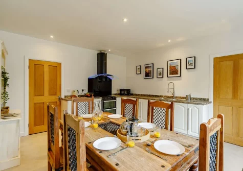 The kitchen & dining area at Red River Cabin, Camborne