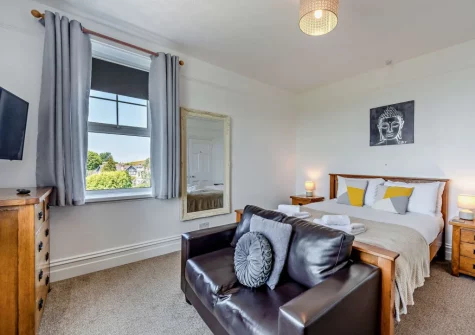 Bedroom #6 at Redland House, Instow