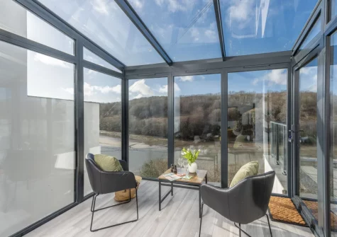 The living area at Redshank, Looe