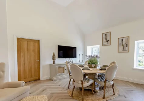 The dining area at Ridd Cottage, Weare Giffard
