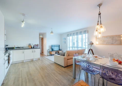 The kitchen, living & dining area at Ridge View Apartment, Westward Ho!