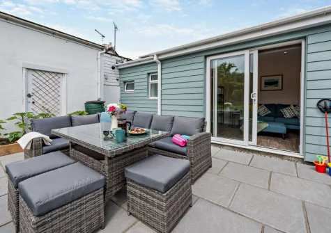 The patio & alfresco dining area at Ridgeway, Westward Ho!