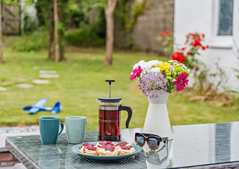 The patio & alfresco dining area at Ridgeway, Westward Ho!