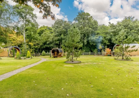 River Avon Retreat is a beautiful pod set within a riverside position, complete with a countryside backdrop