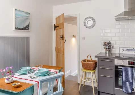 The kitchen & dining area at River Cottage, Polruan