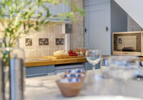 The kitchen & dining area at River Watch, Fowey