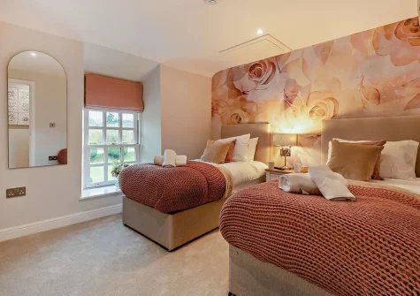 Bedroom #4 at Riverbank Rose, Relubbus
