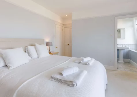 Bedroom #1 at Rivers Meet, Instow