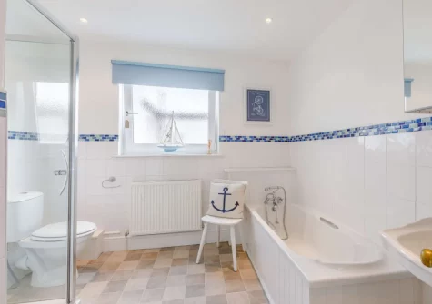 The bathroom at Rivers Meet, Instow