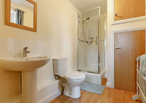The shower room at Riverside Cottage, Angarrack
