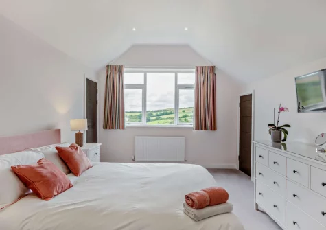 Bedroom #4 at Riverview Farmhouse, Paynter's Cross