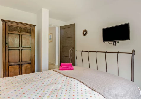 Bedroom #5 at Riverview Farmhouse, Paynter's Cross