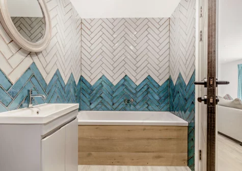 The bathroom at Riverview Farmhouse, Paynter's Cross