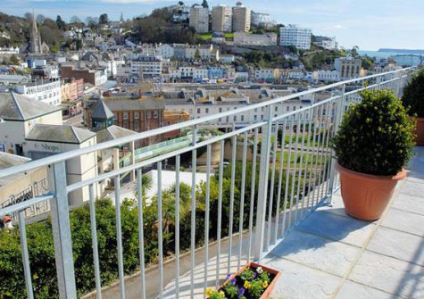 The lower balcony @ Rock House, Torquay