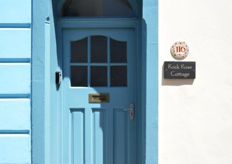 Rock Rose Cottage is a delightful character cottage, renovated to a high standard to include contemporary design features with amazing views