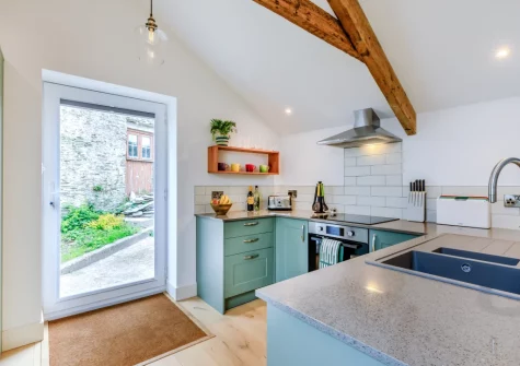 The kitchen at Rolling Hills, Lee