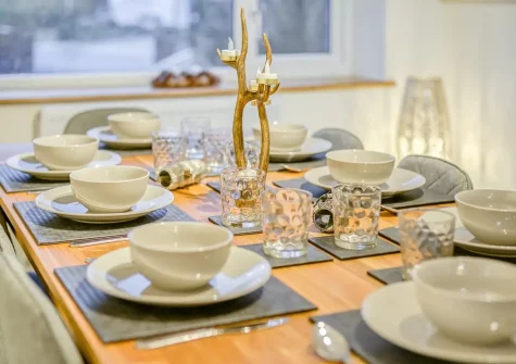 The dining area at Roscarna, Parkham