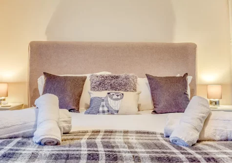 Bedroom #1 at Roscarna, Parkham