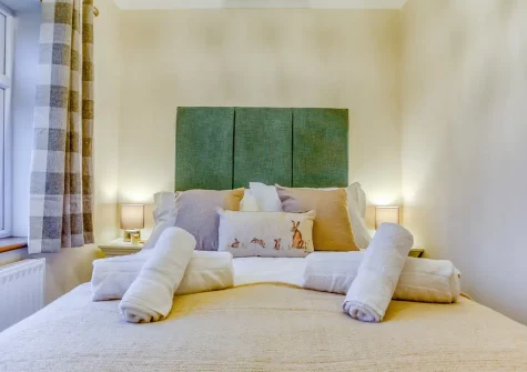 Bedroom #43 at Roscarna, Parkham